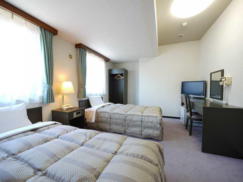 Hotel Route-Inn Gifukencho Minami Exterior photo